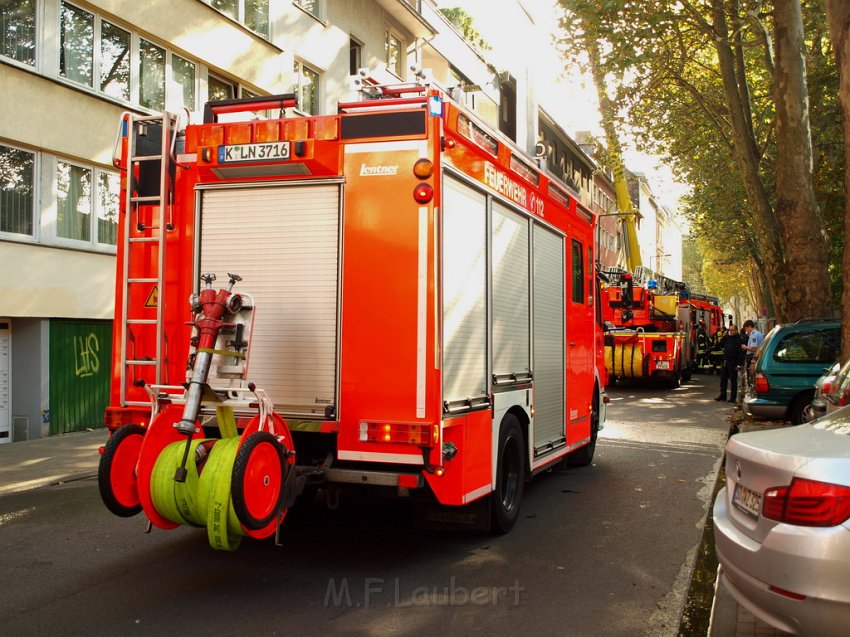 Feuer 2Y Koeln Moselstr P070.JPG